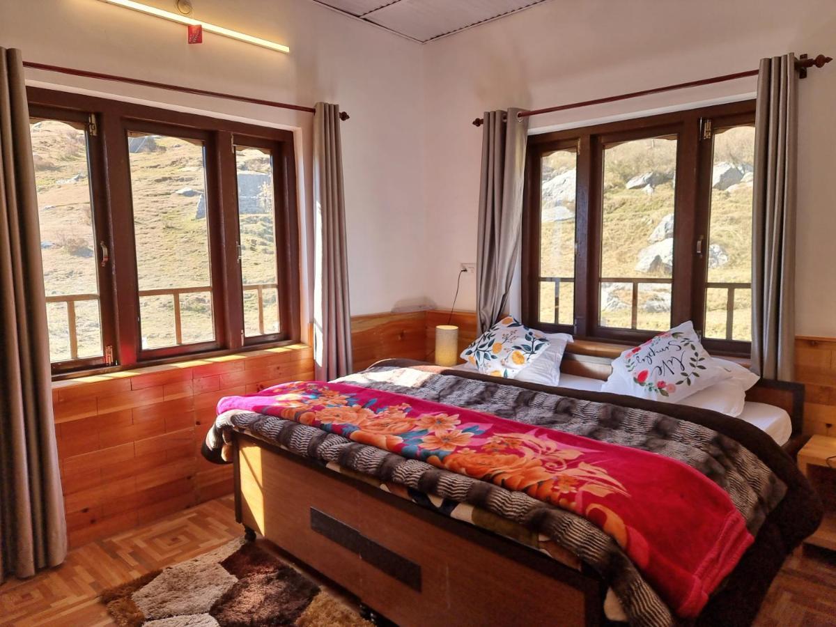 Zostel Barot Hostel Bir  Exterior photo