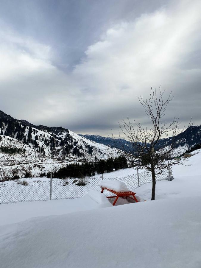 Zostel Barot Hostel Bir  Exterior photo